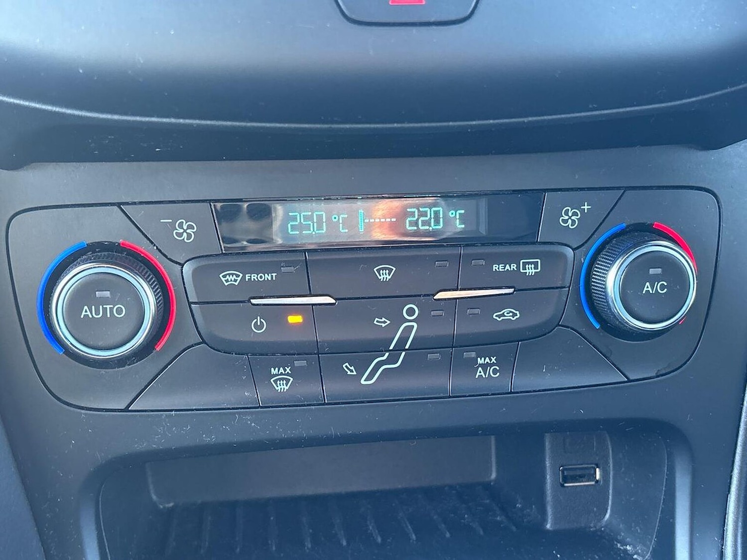 Used Ford Focus 2018 for sale - 76791891: Photo 12