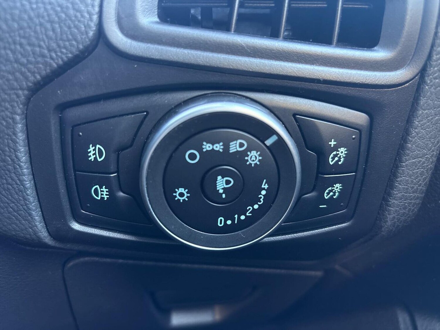 Used Ford Focus 2018 for sale - 76791891: Photo 22