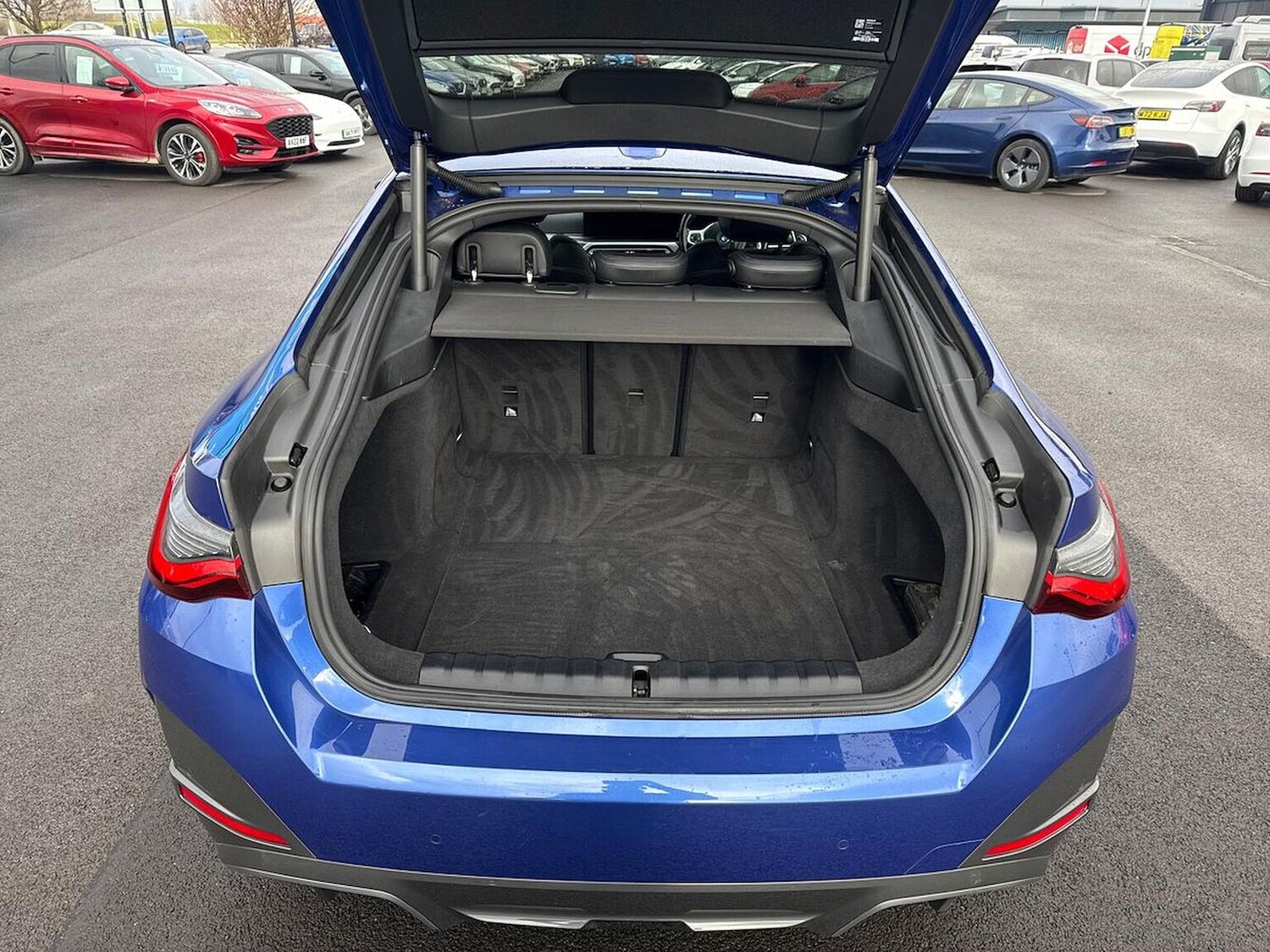 Used BMW i4 2022 for sale - 77845349: Photo 17