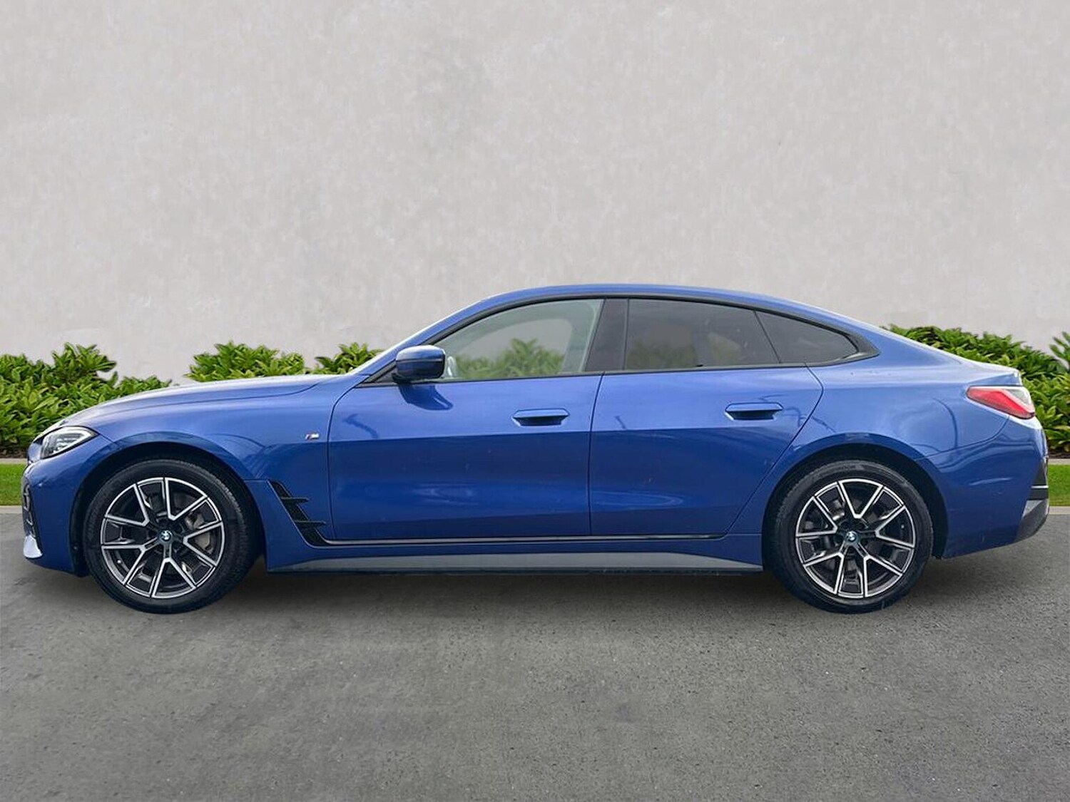 Used BMW i4 2022 for sale - 77845349: Photo 19