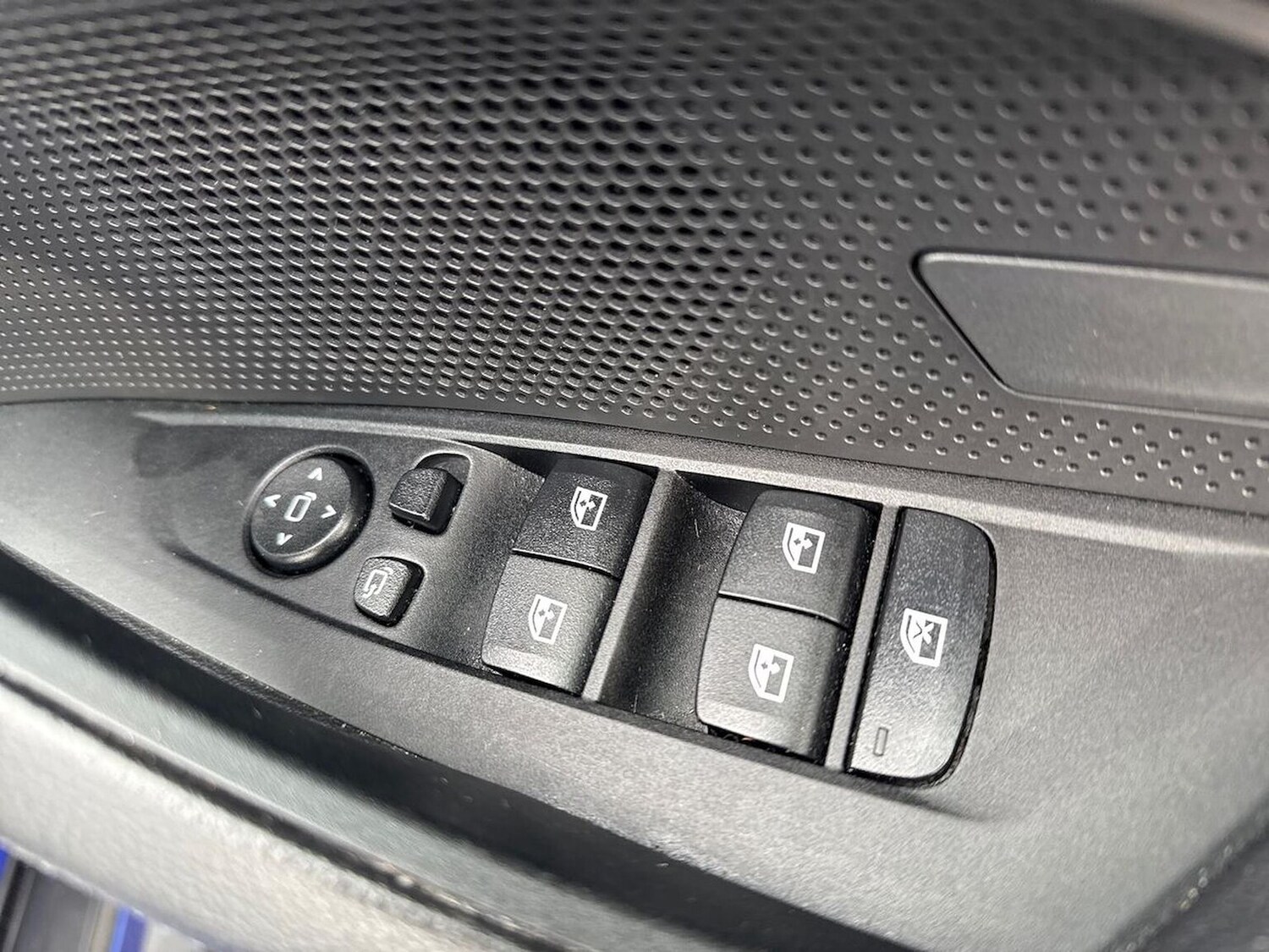 Used BMW i4 2022 for sale - 77845349: Photo 21