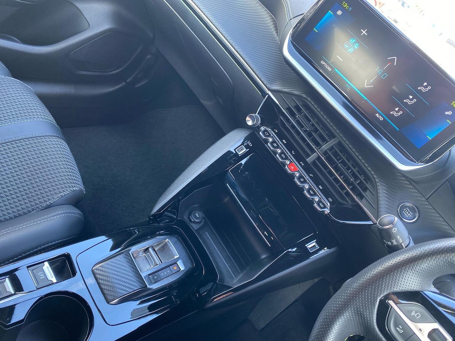 Used Peugeot 208 2022 for sale - 78210243: Photo 15