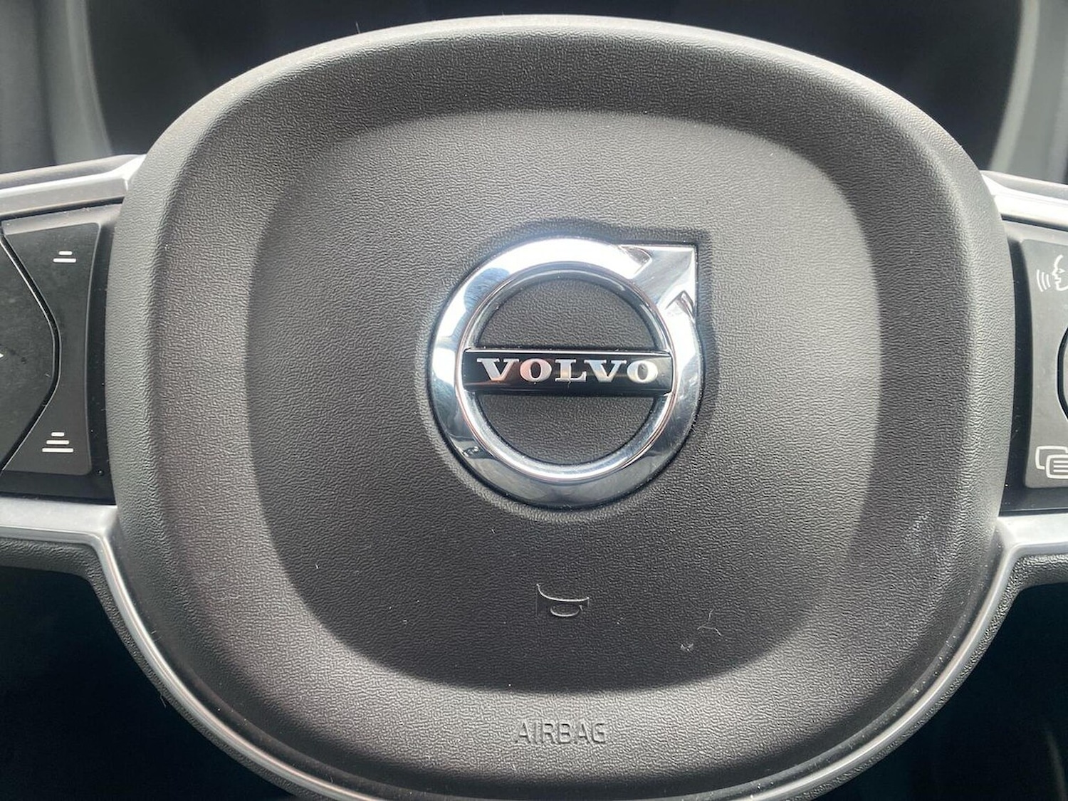 Used Volvo XC60 2018 for sale - 76799431: Photo 10