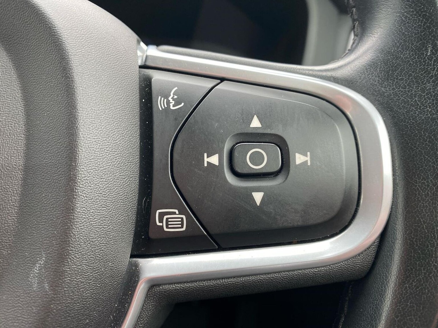 Used Volvo XC60 2018 for sale - 76799431: Photo 27