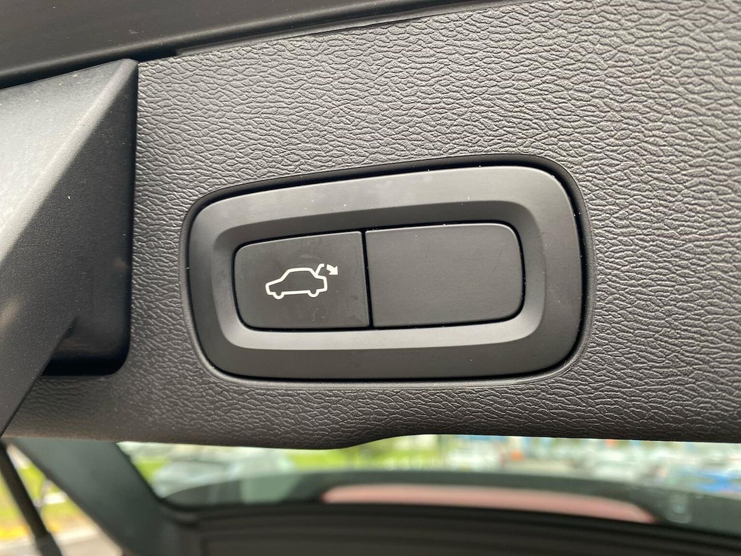 Used Volvo XC60 2018 for sale - 76799431: Photo 40