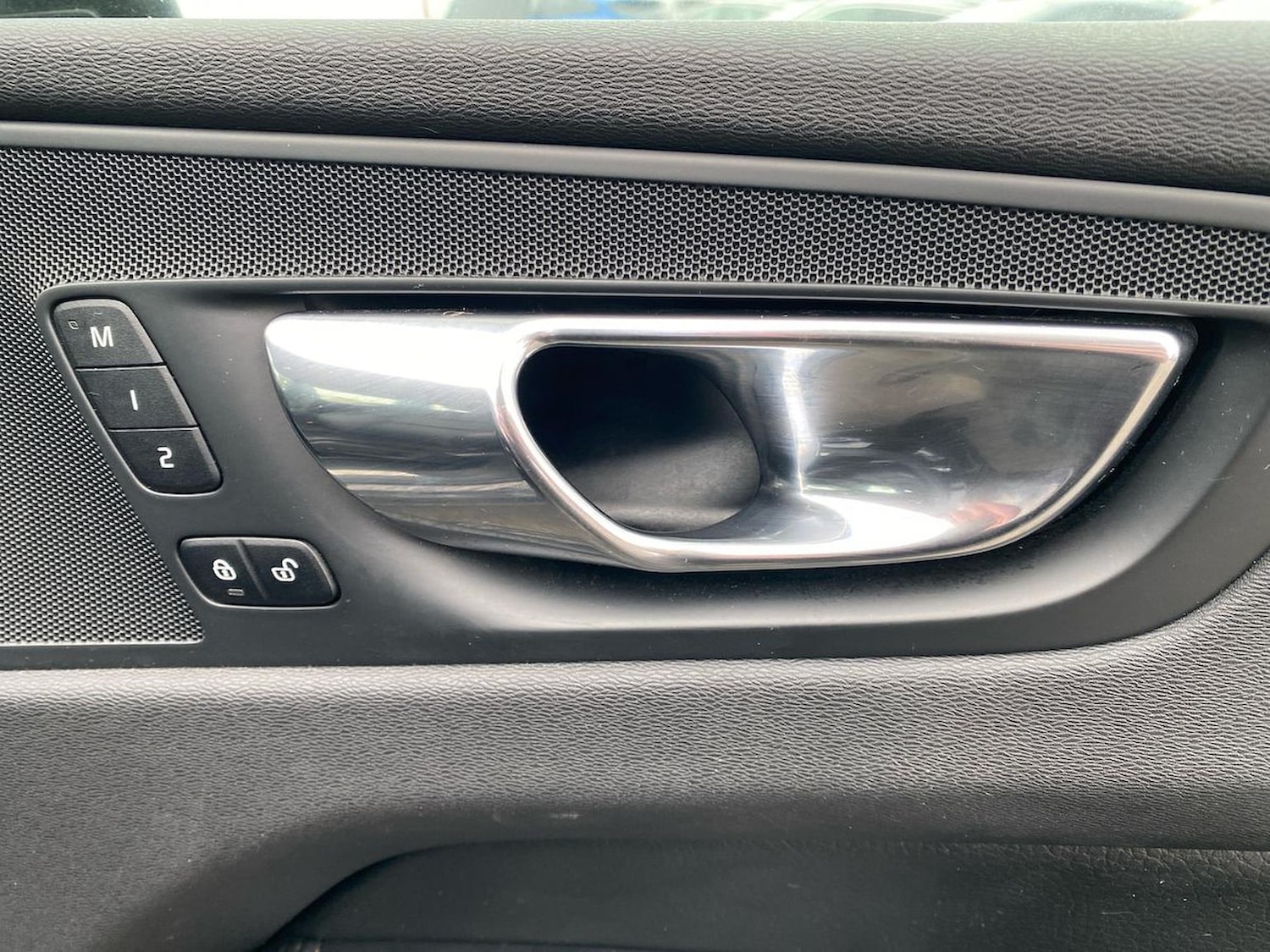 Used Volvo XC60 2018 for sale - 76799431: Photo 42