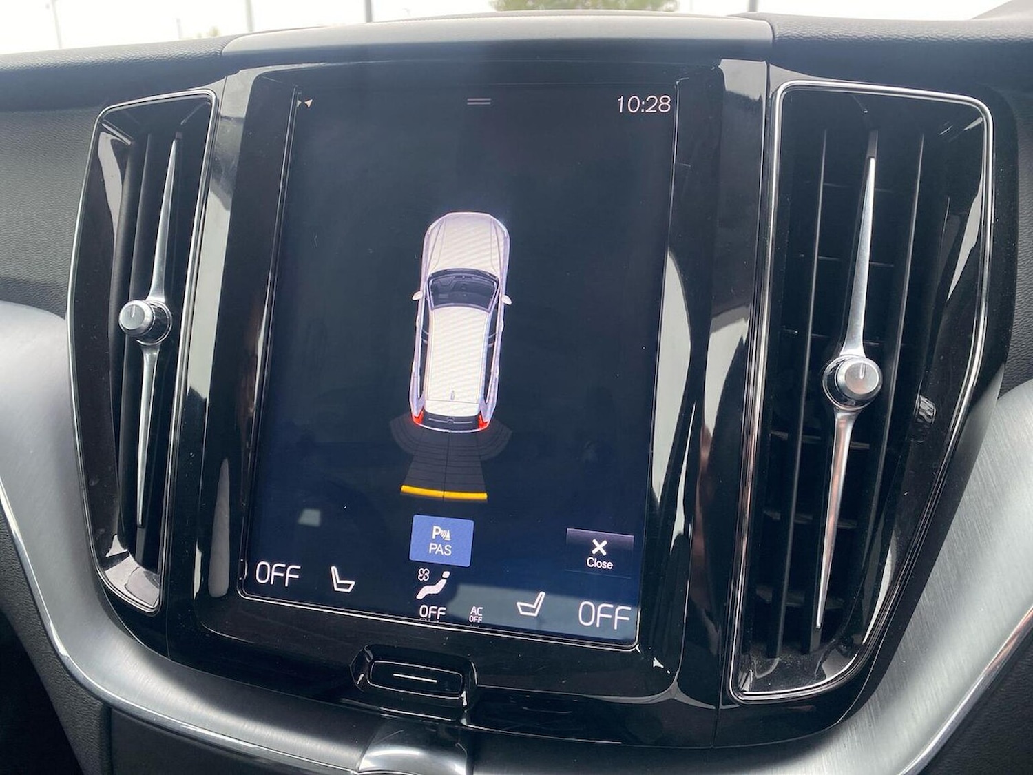 Used Volvo XC60 2018 for sale - 76799431: Photo 45