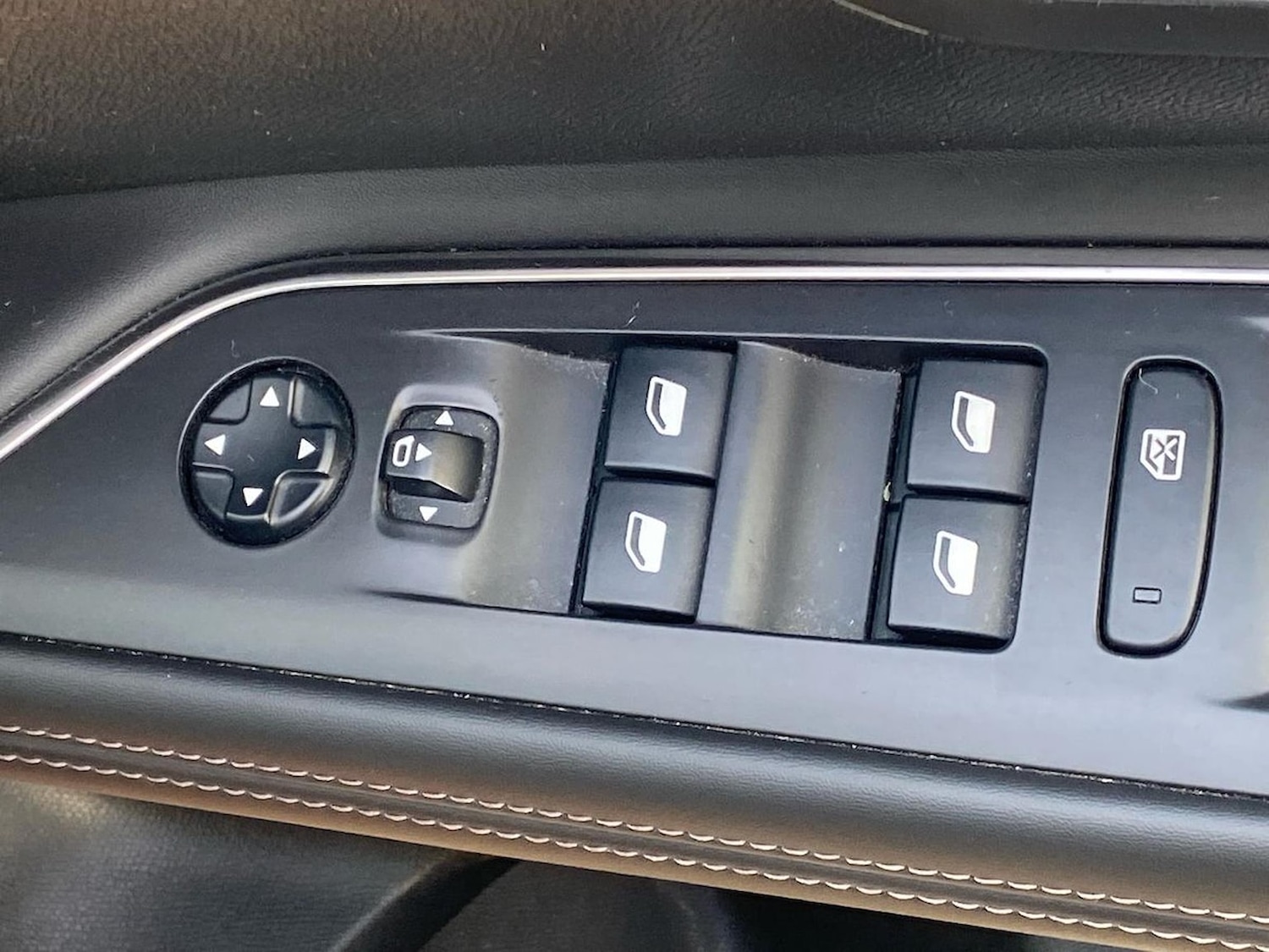 Used Peugeot 3008 2017 for sale - 78131832: Photo 23