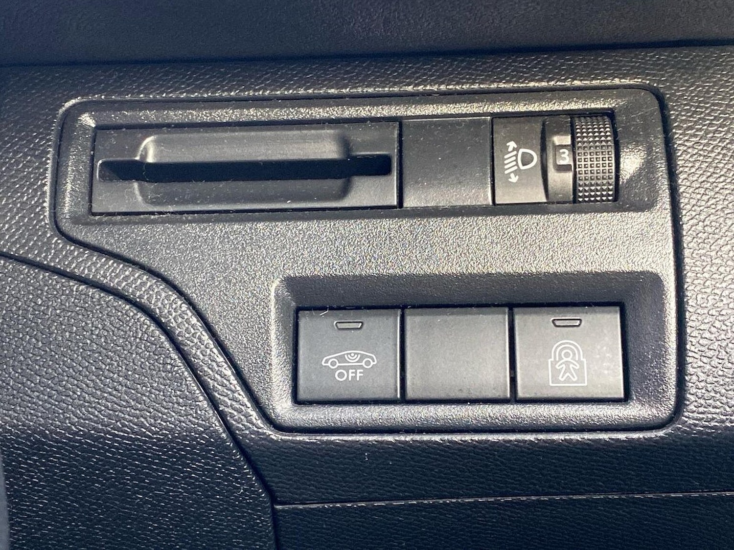 Used Peugeot 3008 2017 for sale - 78131832: Photo 24