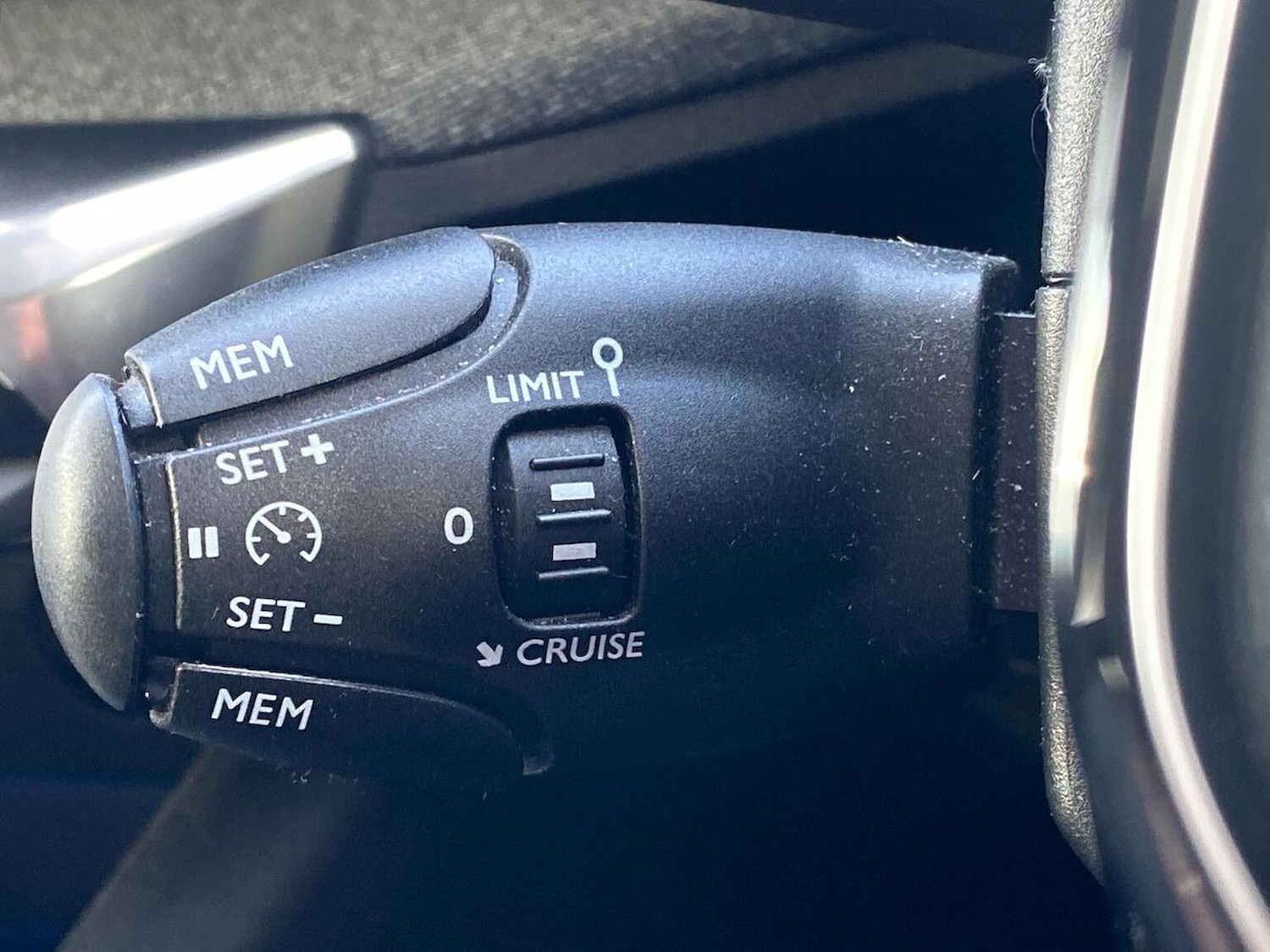 Used Peugeot 3008 2017 for sale - 78131832: Photo 41