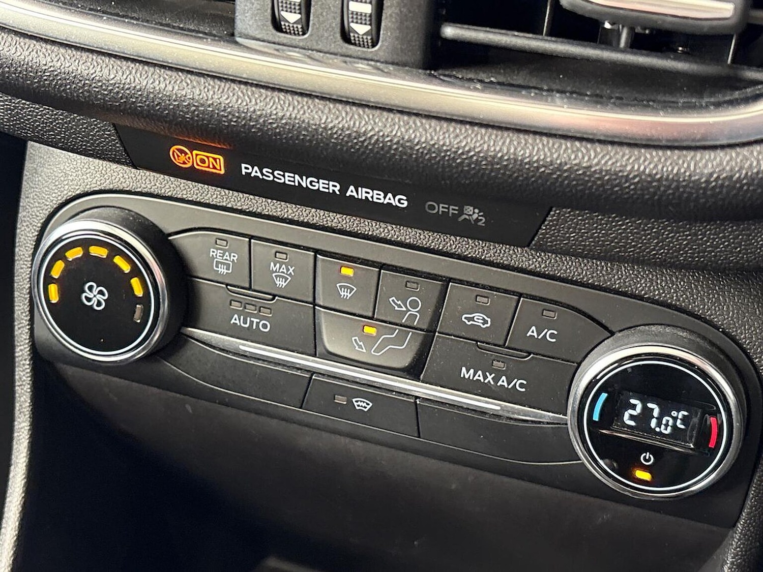 Used Ford Fiesta 2017 for sale - 76763447: Photo 12