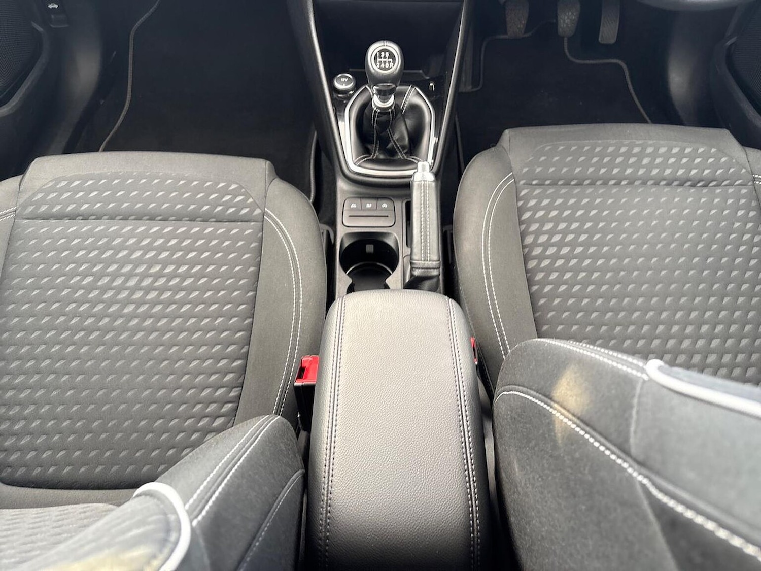 Used Ford Fiesta 2017 for sale - 76763447: Photo 13