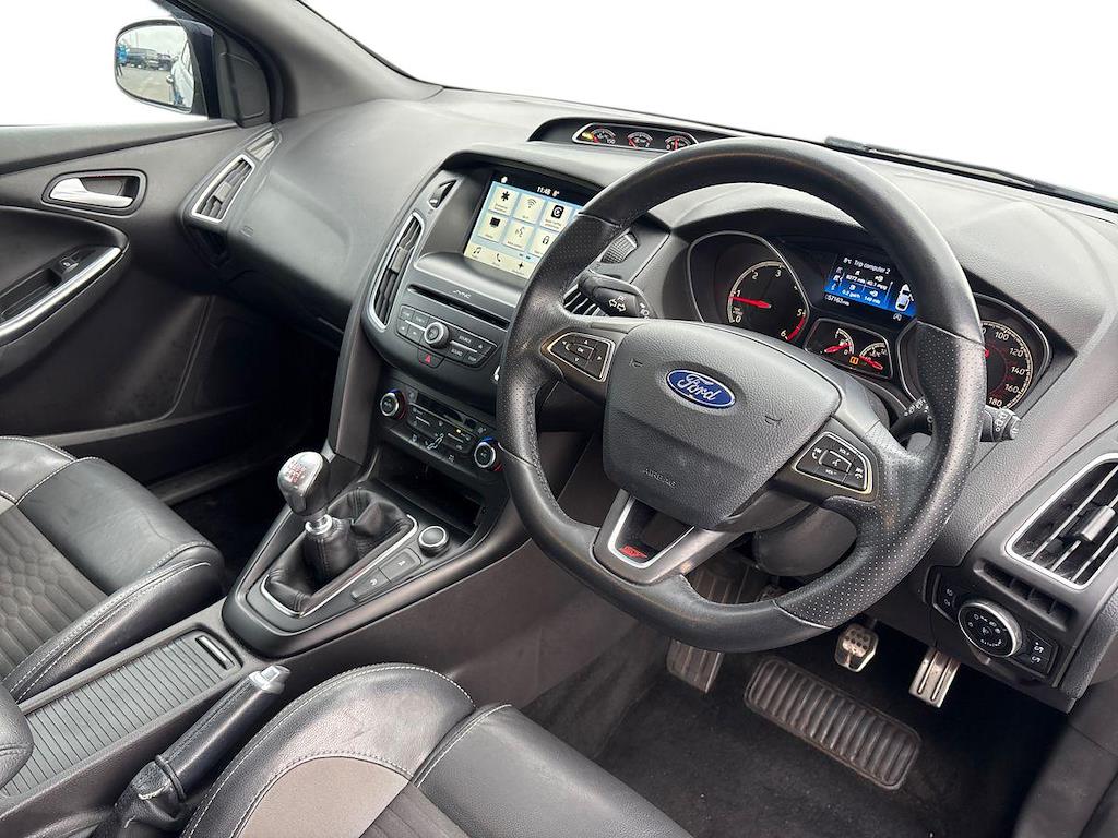 Used Ford Focus 2017 for sale - 76924636: Photo 15
