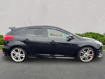 Used Ford Focus 2017 for sale - 76924636: Photo