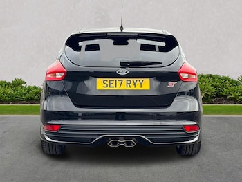 Used Ford Focus 2017 for sale - 76924636: Photo