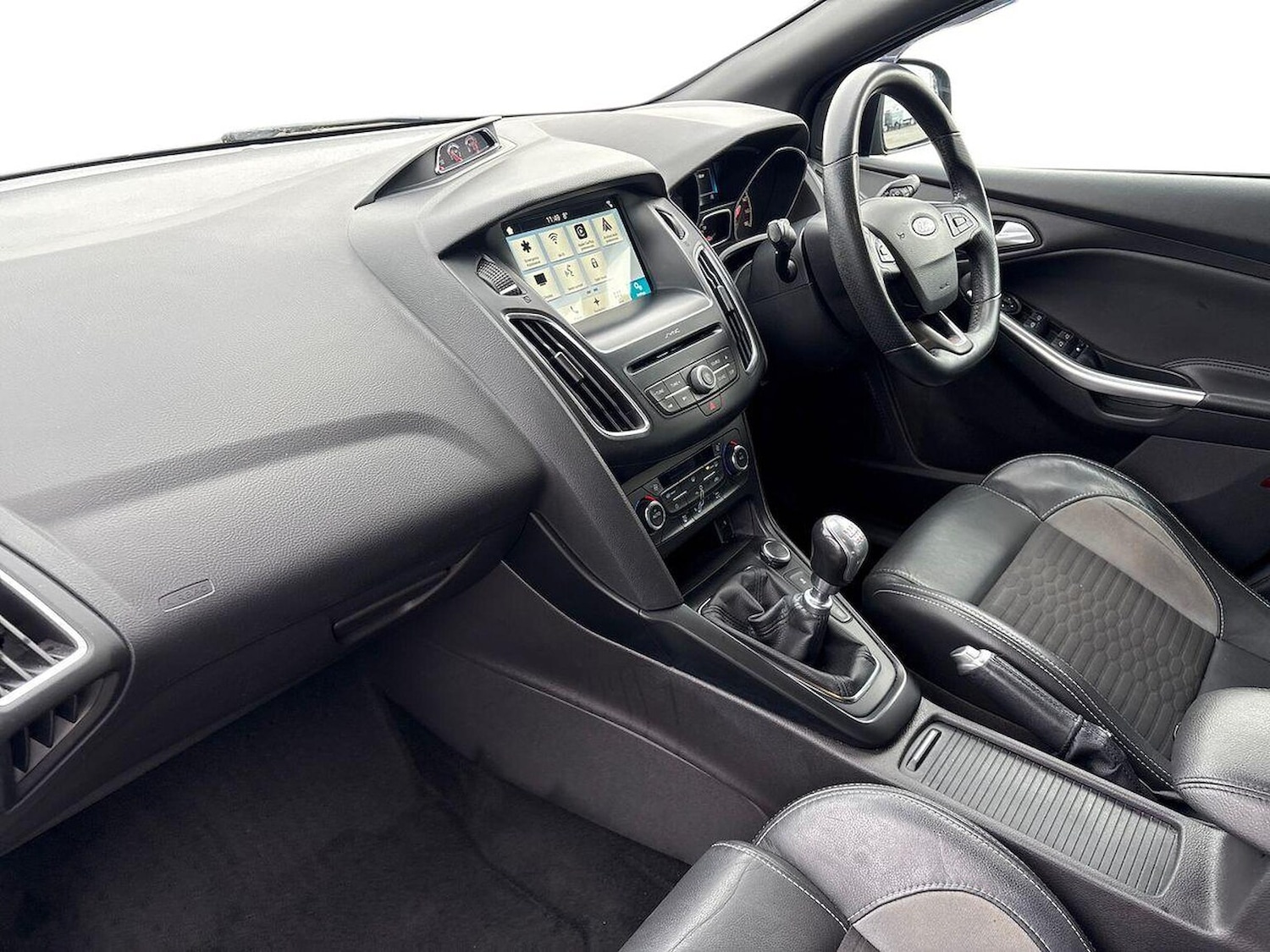 Used Ford Focus 2017 for sale - 76924636: Photo 7