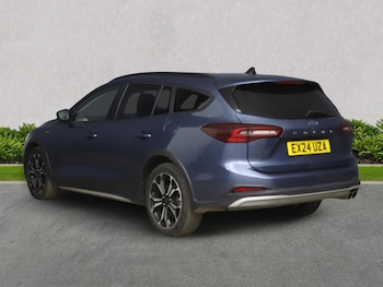 Used Ford Focus 2024 for sale - 76293115: Photo 2