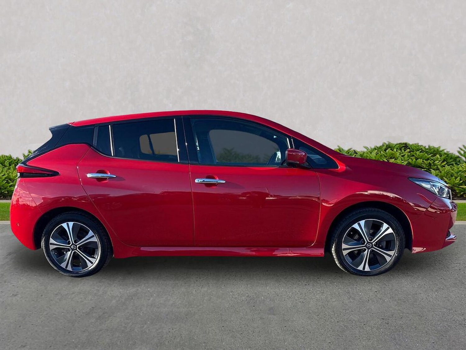 Used Nissan Leaf 2021 for sale - 76281227: Photo 3