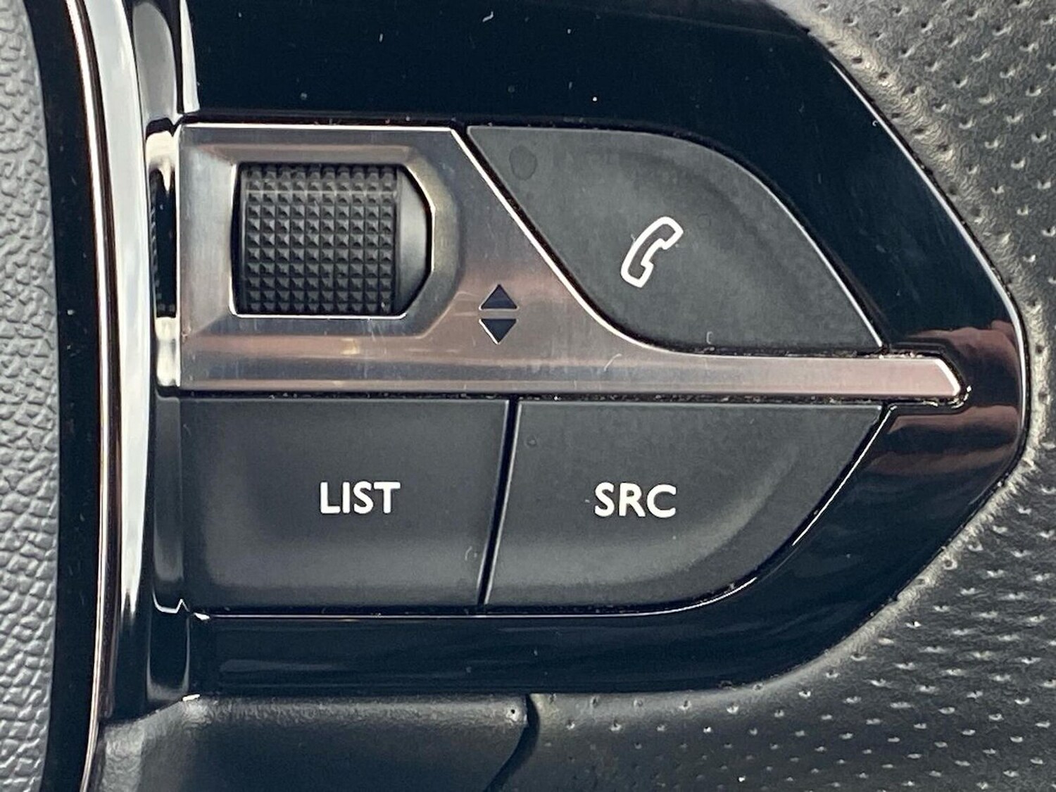 Used Peugeot 2008 2022 for sale - 78194891: Photo 29