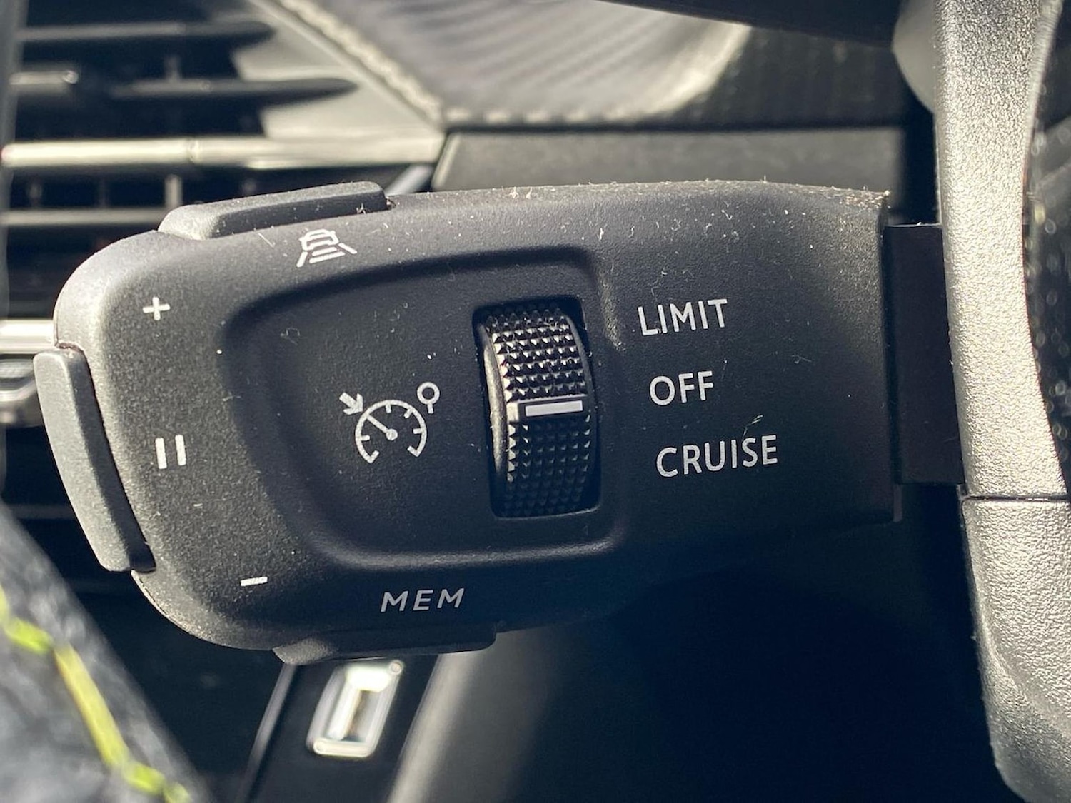 Used Peugeot 2008 2022 for sale - 78194891: Photo 42