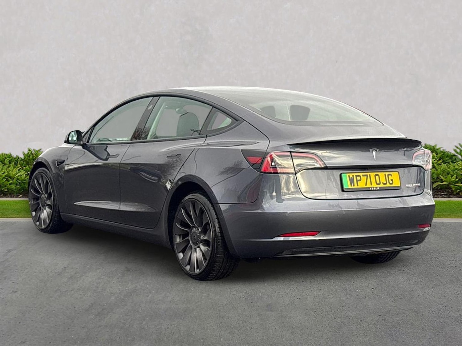 Used Tesla Model 3 2021 for sale - 76778315: Photo 2