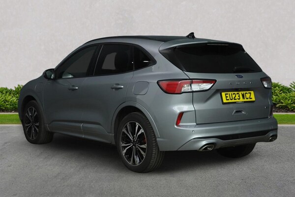 Used Ford Kuga 2023 for sale - 76299449: Photo 2