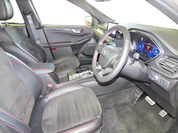 Used Ford Kuga 2023 for sale - 76299449: Photo 7