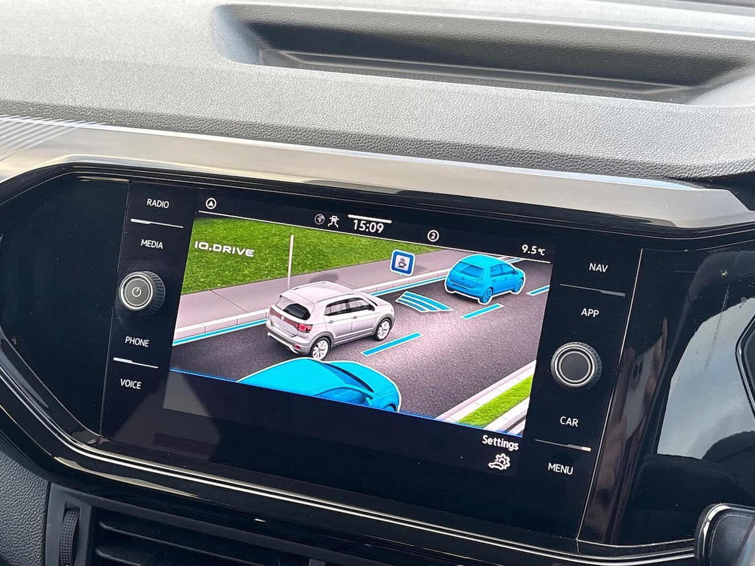 Used Volkswagen T-Cross 2021 for sale - 76893298: Photo 23