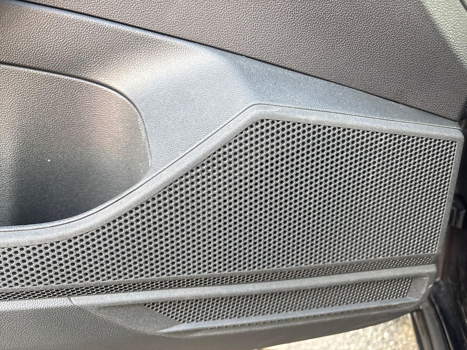 Used Volkswagen T-Cross 2021 for sale - 76893298: Photo 30