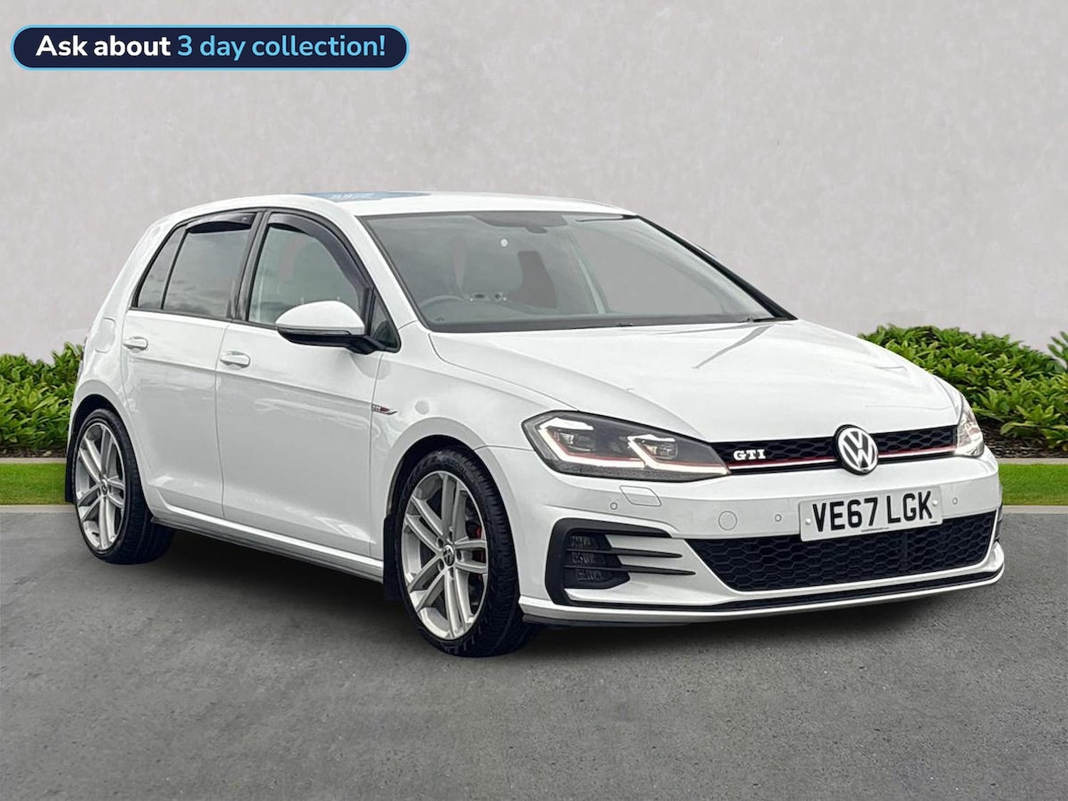 Used Volkswagen Golf 2017 for sale - 76763451: Photo 1