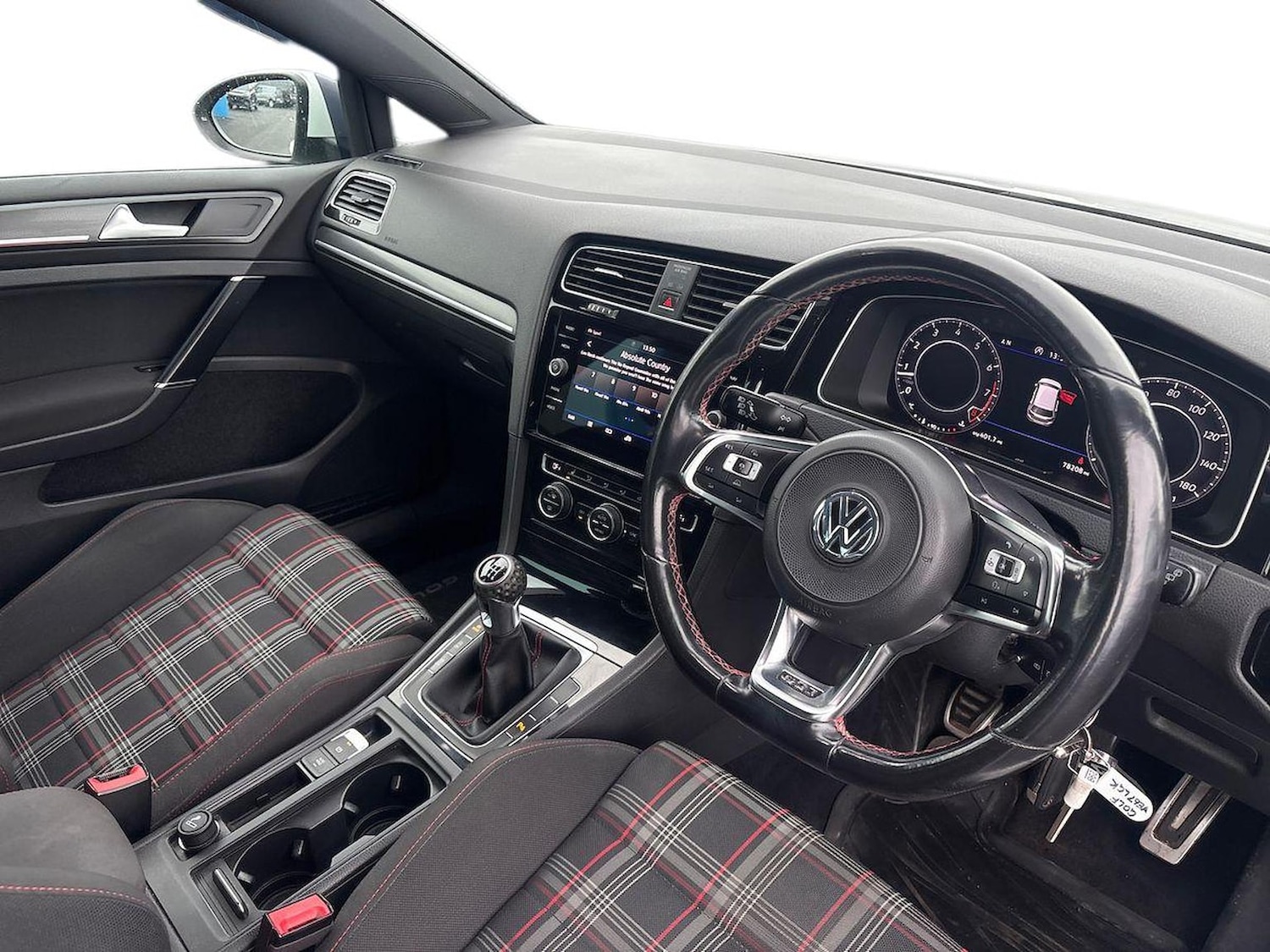 Used Volkswagen Golf 2017 for sale - 76763451: Photo 14