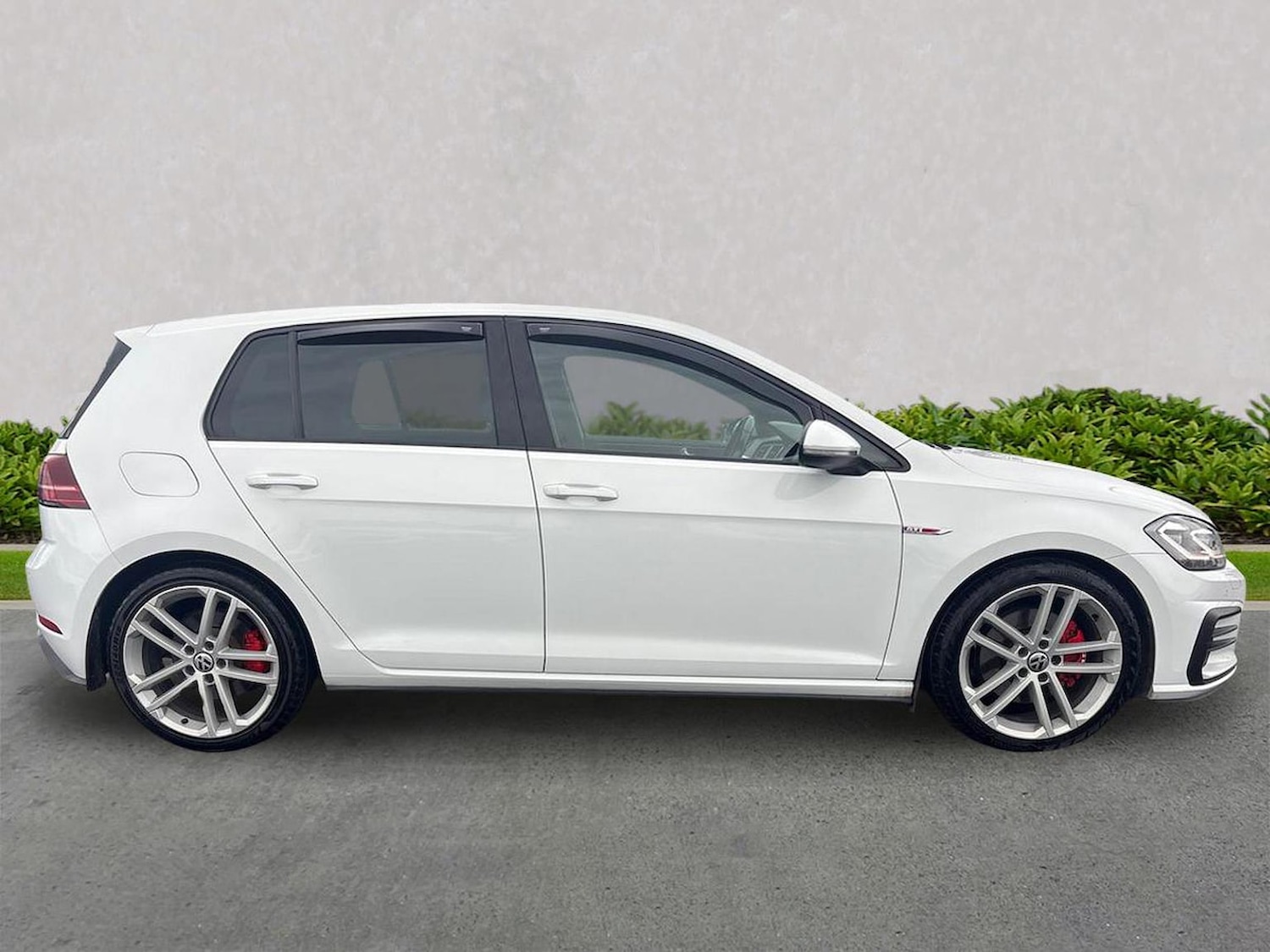 Used Volkswagen Golf 2017 for sale - 76763451: Photo 3