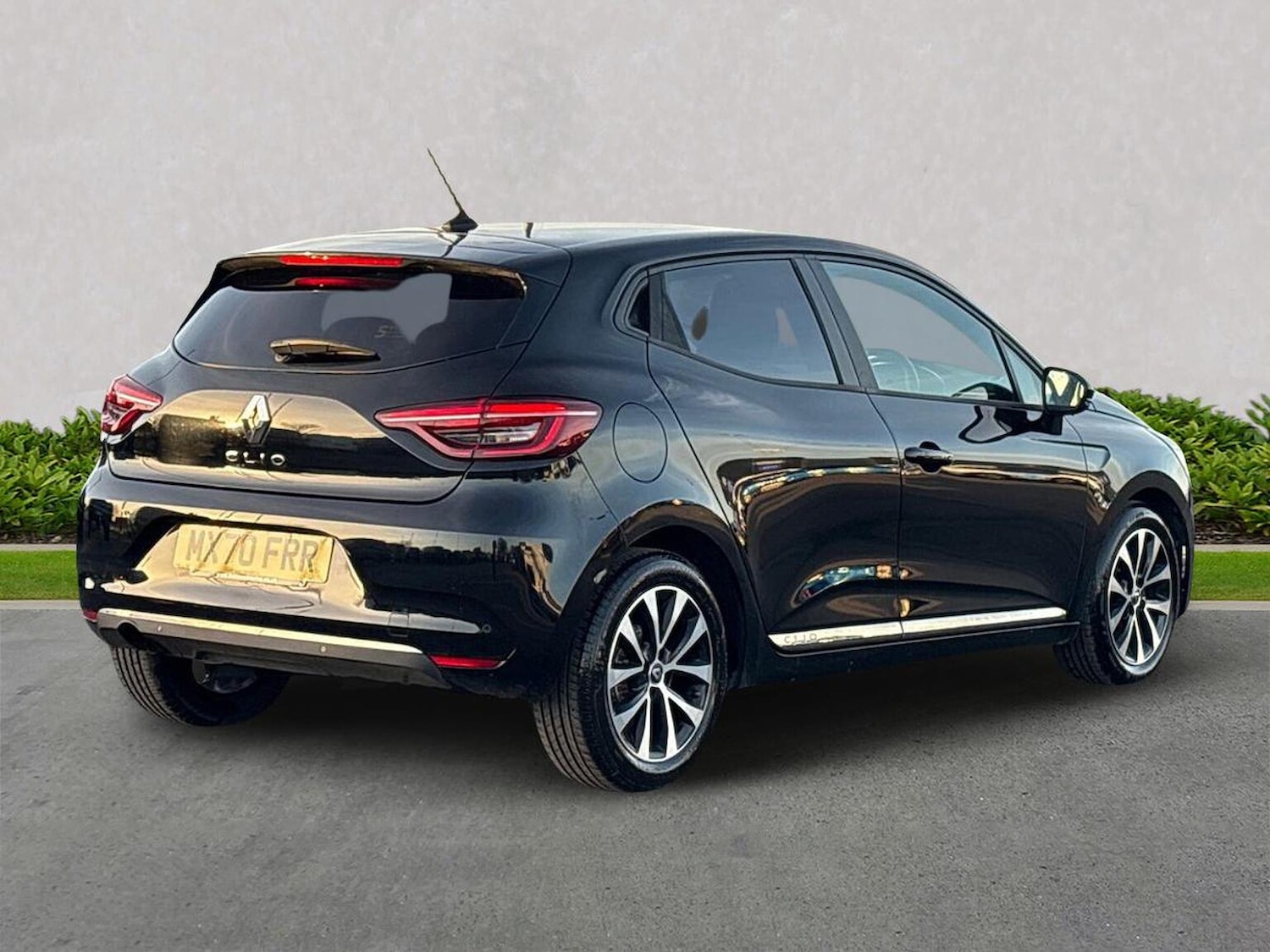 Used Renault Clio 2020 for sale - 76931627: Photo 18