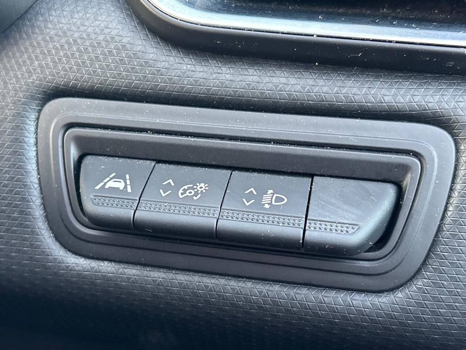 Used Renault Clio 2020 for sale - 76931627: Photo 22