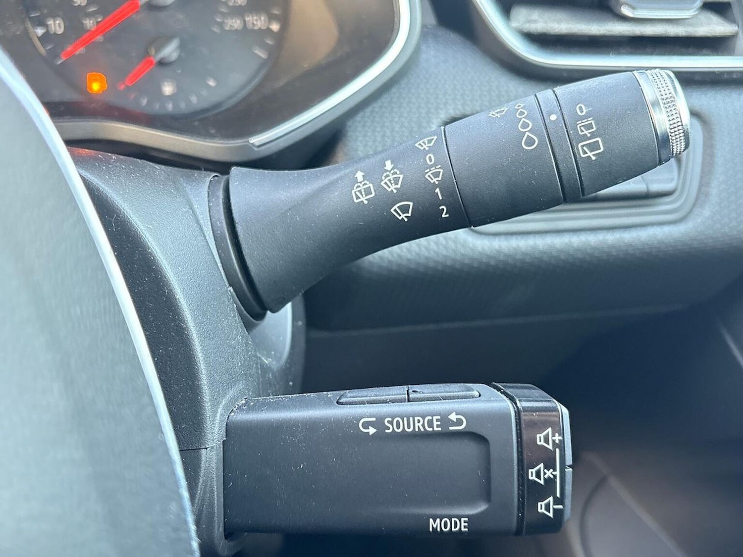 Used Renault Clio 2020 for sale - 76931627: Photo 29