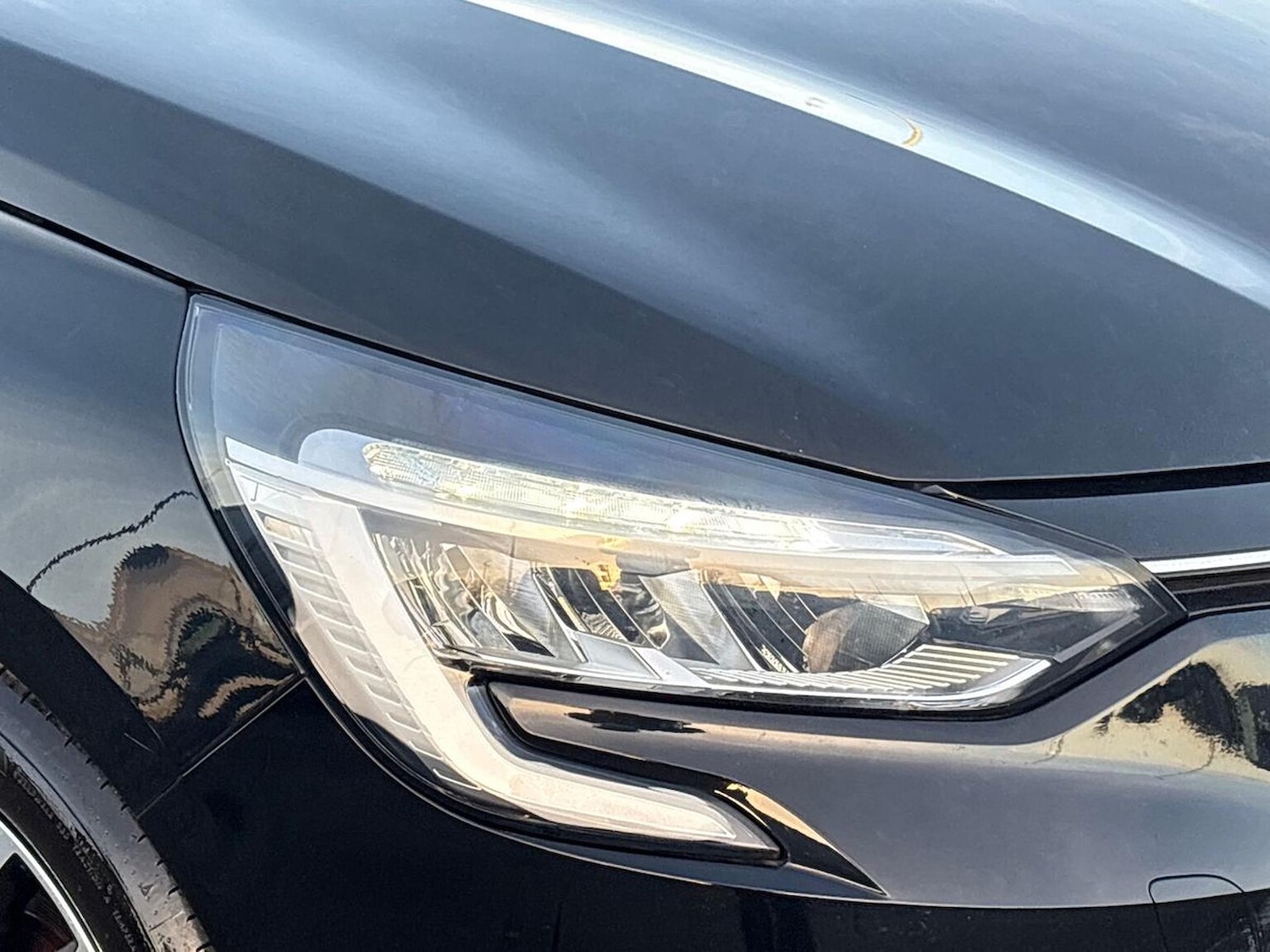 Used Renault Clio 2020 for sale - 76931627: Photo 33