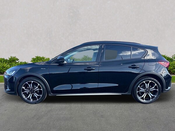 Used Ford Focus 2023 for sale - 76127135: Photo 19