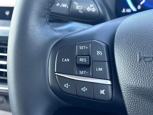Used Ford Focus 2023 for sale - 76127135: Photo 26