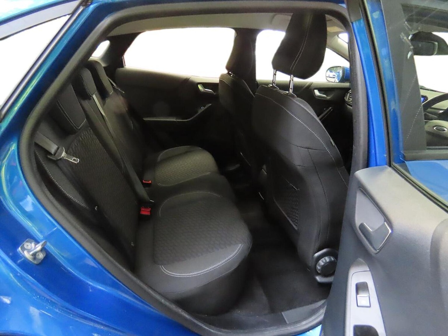 Used Ford Puma 2023 for sale - 76497252: Photo 8
