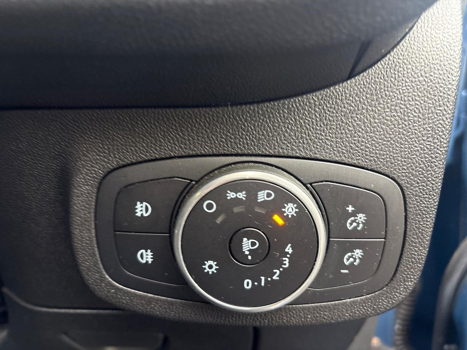 Used Ford Fiesta 2018 for sale - 76707561: Photo 21