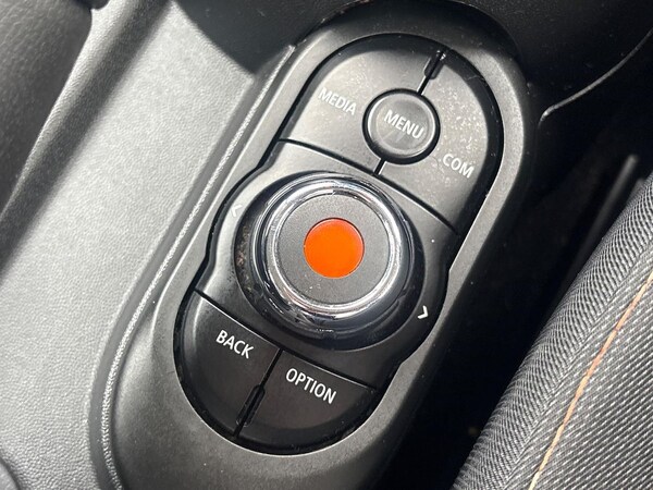 Used MINI Hatch 2019 for sale - 76231753: Photo 32