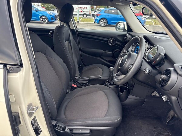 Used MINI Hatch 2019 for sale - 76231753: Photo 40