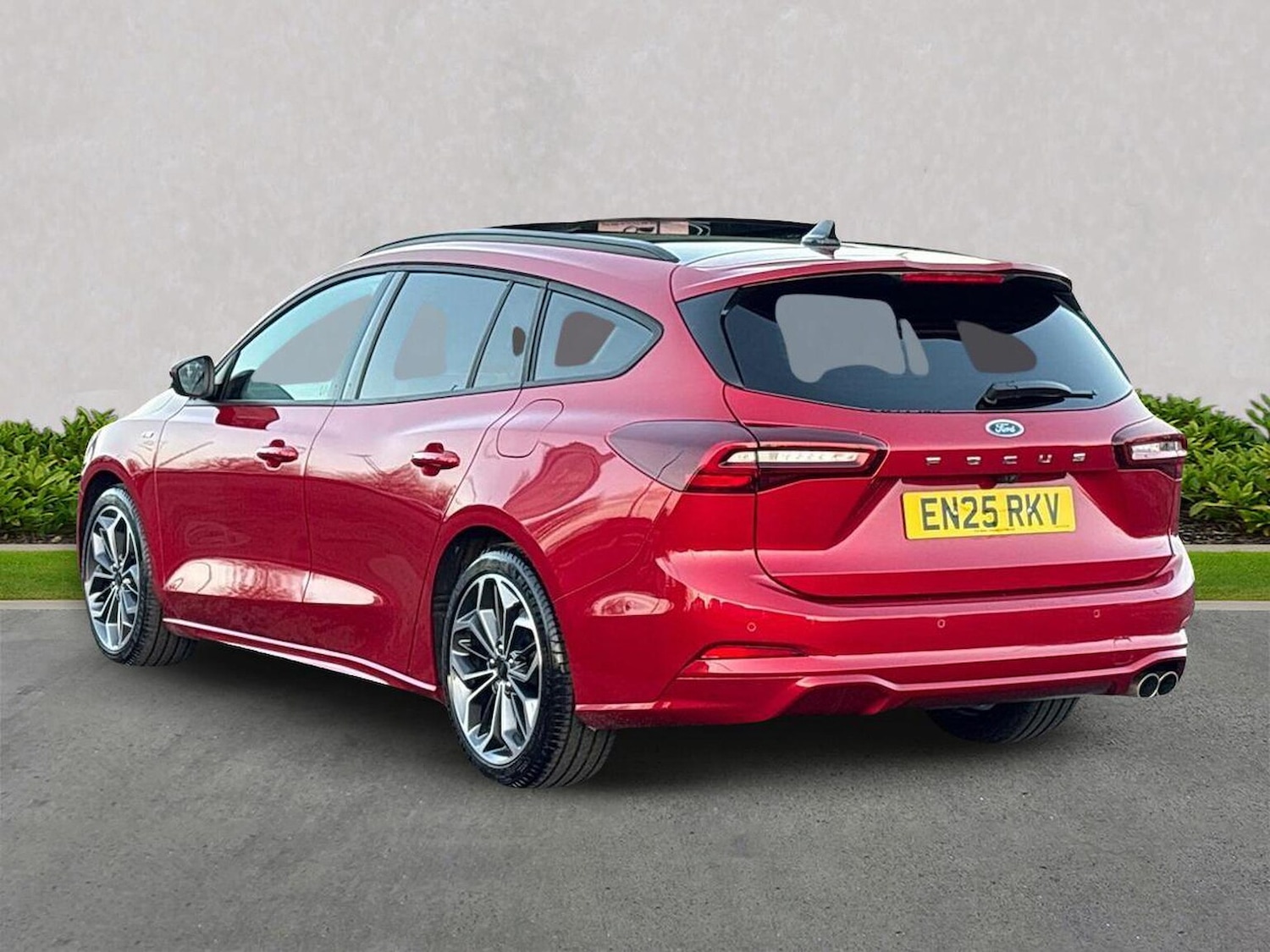 Used Ford Focus 2025 for sale - 76893290: Photo 2