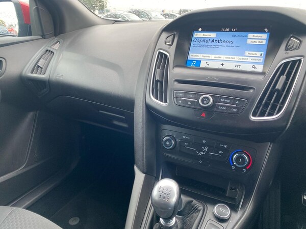Used Ford Focus 2017 for sale - 76331089: Photo 12