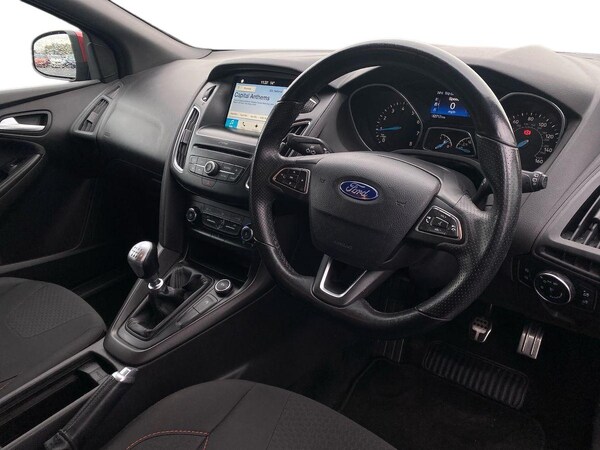 Used Ford Focus 2017 for sale - 76331089: Photo 14