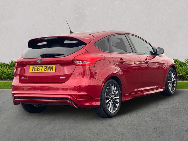 Used Ford Focus 2017 for sale - 76331089: Photo 17