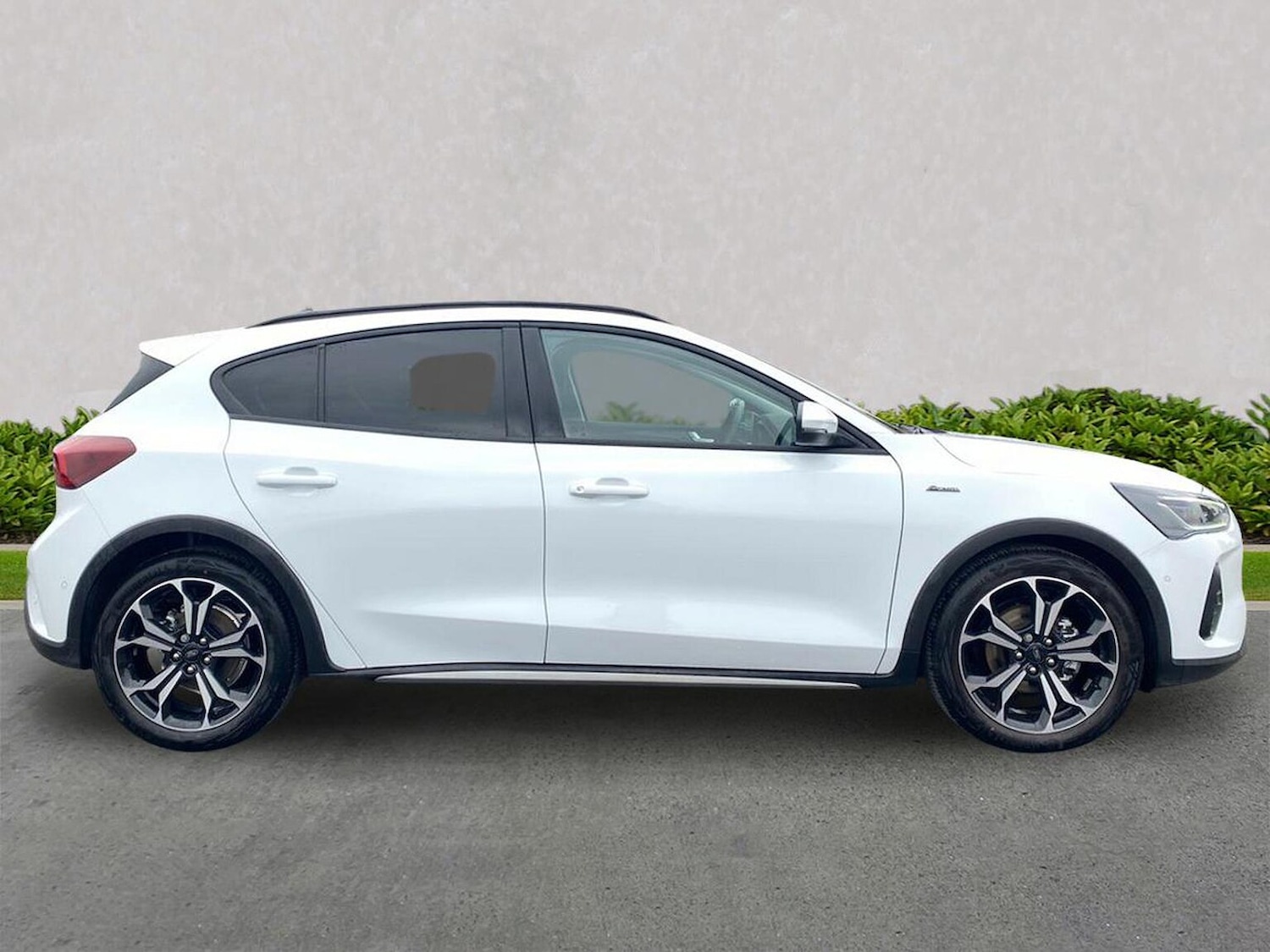 Used Ford Focus 2025 for sale - 76310106: Photo 3