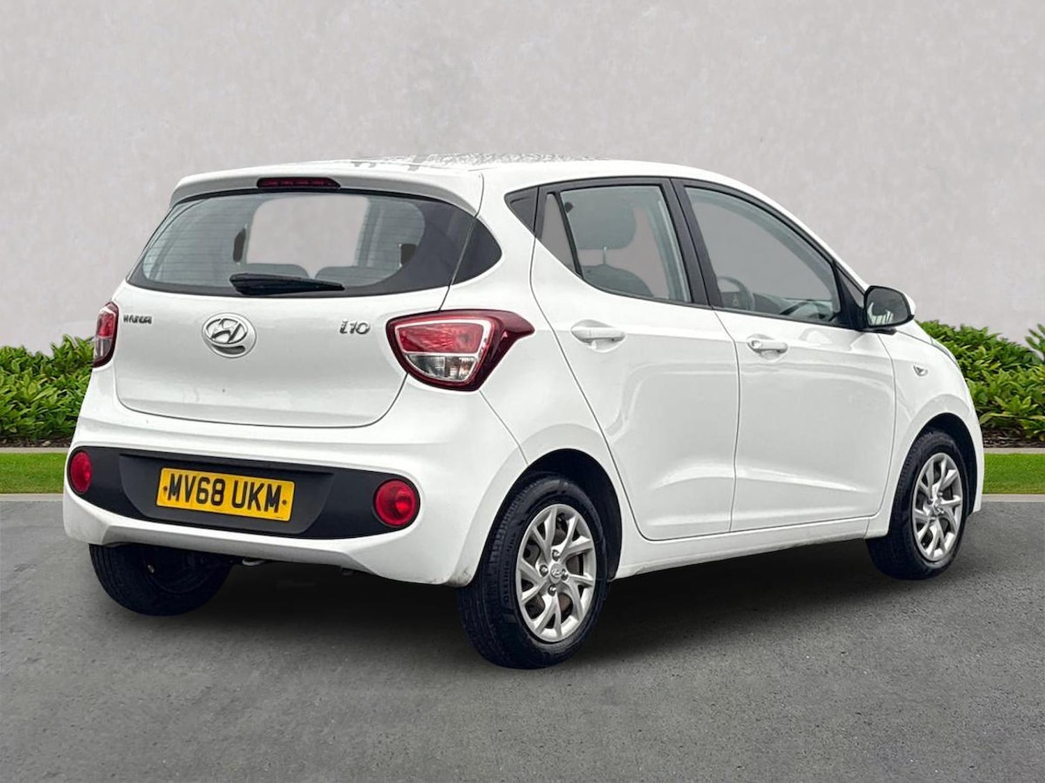 Used Hyundai i10 2018 for sale - 76770105: Photo 17