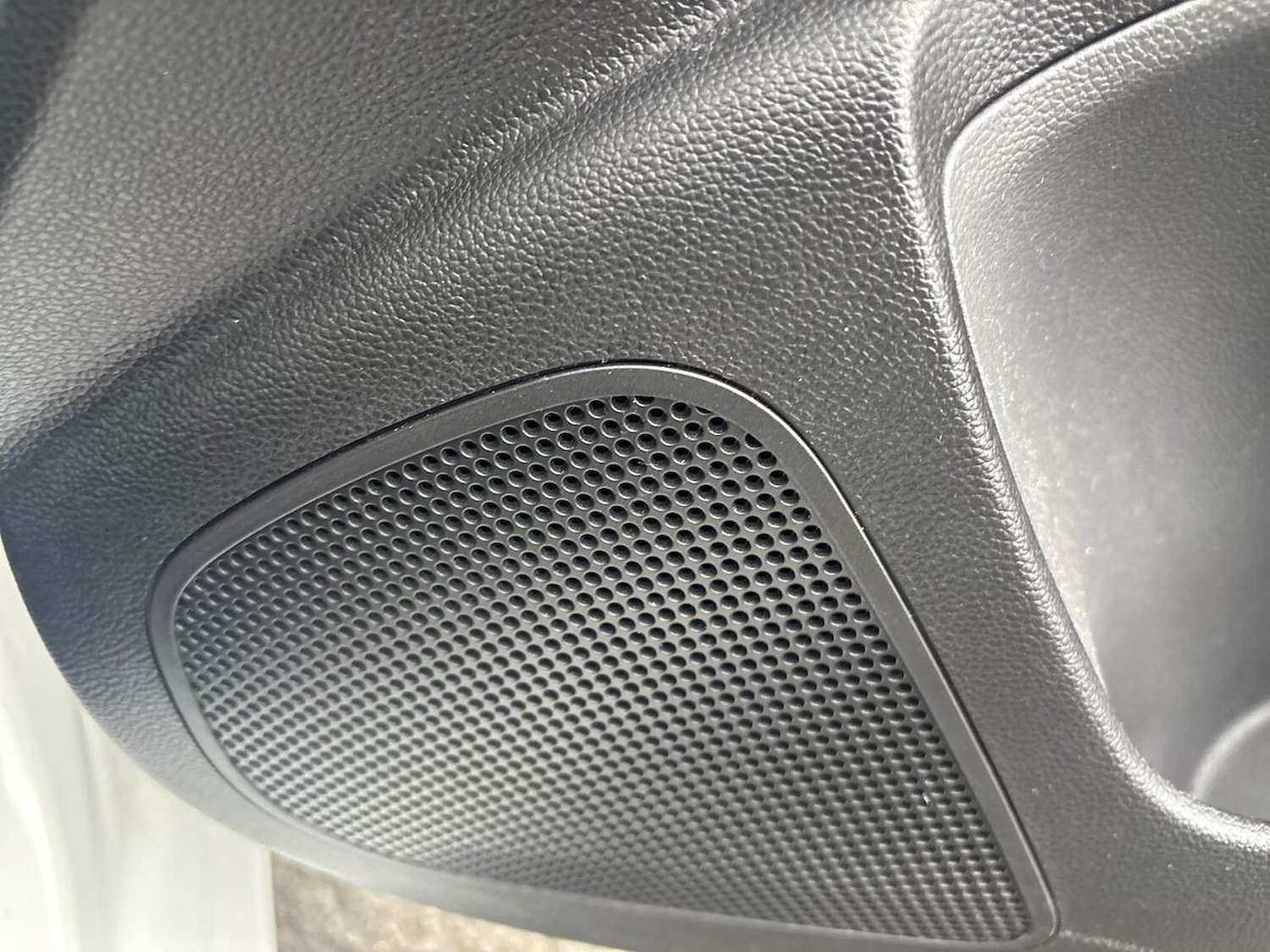 Used Hyundai i10 2018 for sale - 76770105: Photo 30