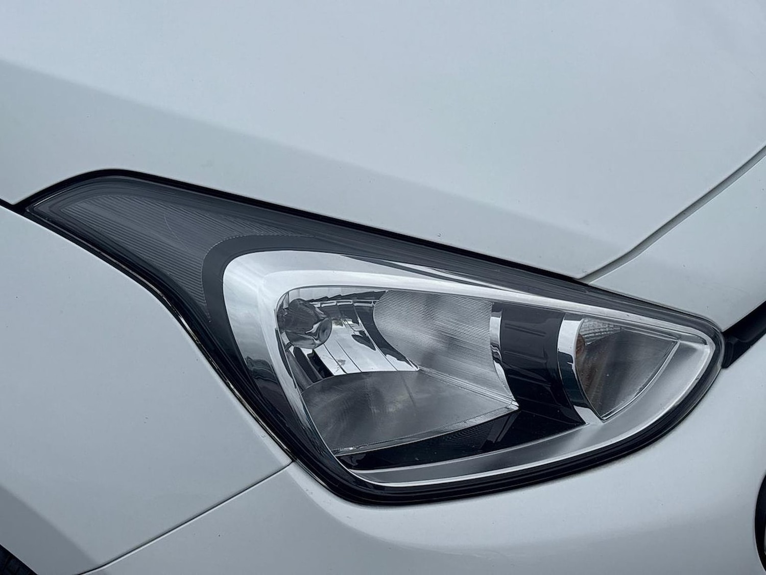 Used Hyundai i10 2018 for sale - 76770105: Photo 33